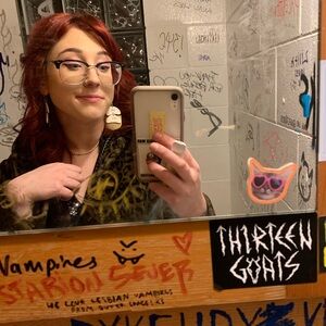 Meet your Posher, Allison